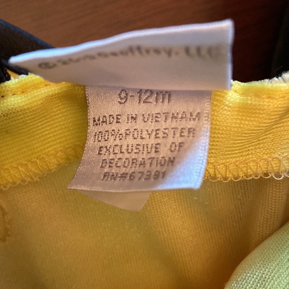 Bumble bee costume sz 6-12 months by Koala Kids. EUC - Picture 4 of 4